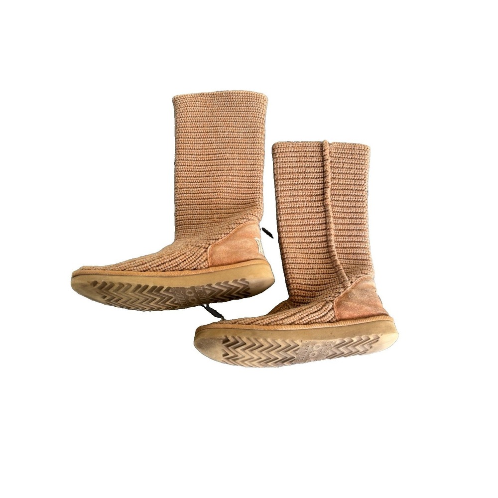 UGG Classic Cardy Tall Knit Crochet Boots Tan Size 7 Sheepskin Footbed 5817 Fall